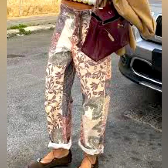 Free People We The Free Printed Moxie Barrel Jeans PLUM FLORAL - Picture 1 of 5